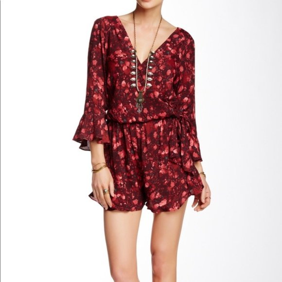 Free People Pants - Free People 🌸 All The Right Ruffles Romper